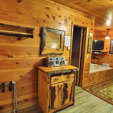 Alpine Mountain Sweetheart Cabin Jacuzzi #8 Helen Εξωτερικό φωτογραφία