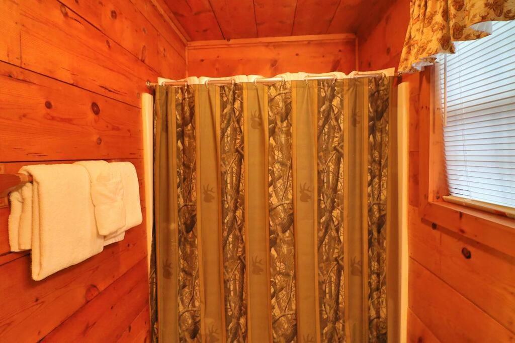 Alpine Mountain Sweetheart Cabin Jacuzzi #8 Helen Εξωτερικό φωτογραφία