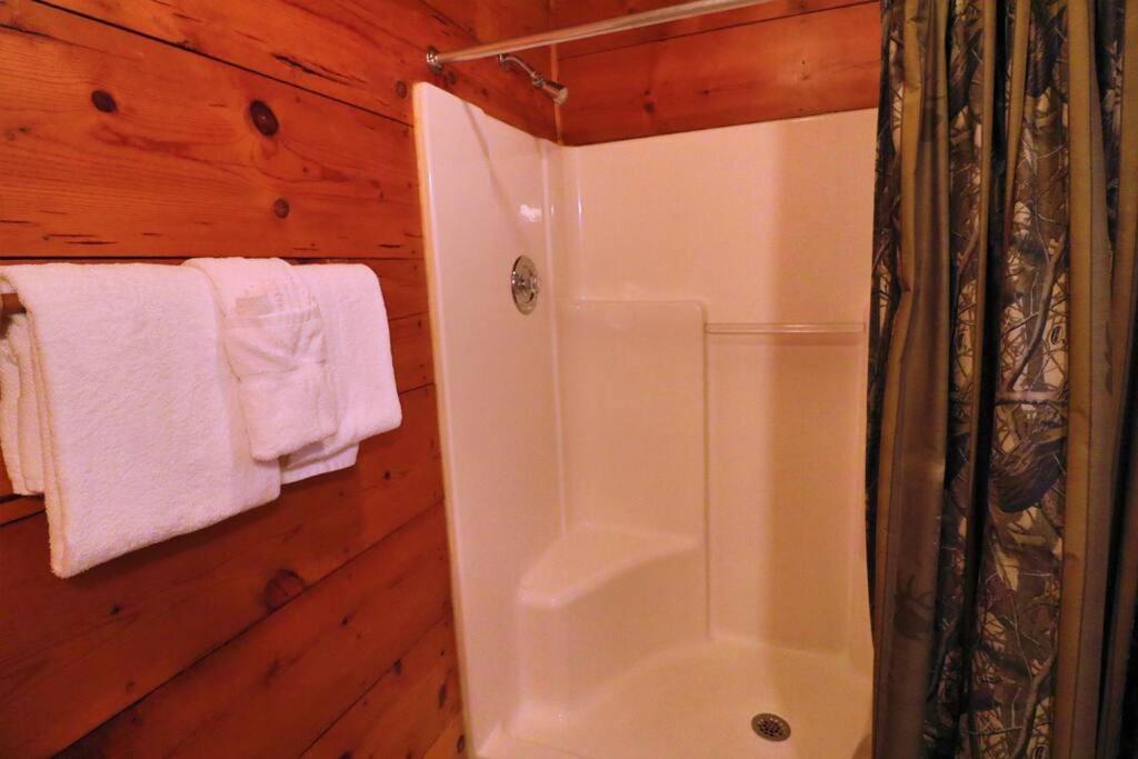 Alpine Mountain Sweetheart Cabin Jacuzzi #8 Helen Εξωτερικό φωτογραφία