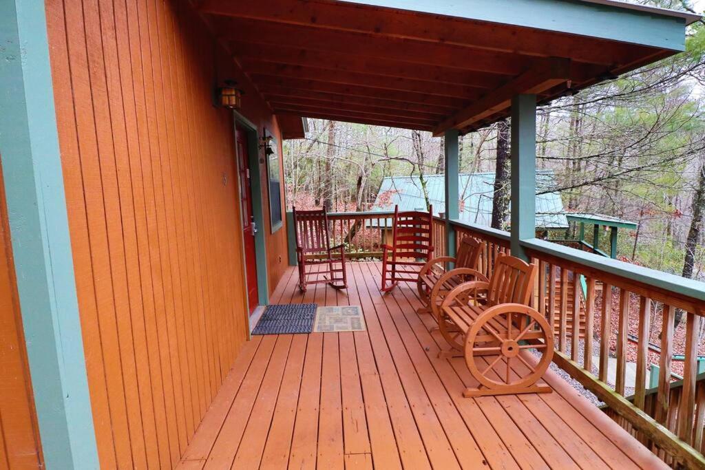 Alpine Mountain Sweetheart Cabin Jacuzzi #8 Helen Εξωτερικό φωτογραφία